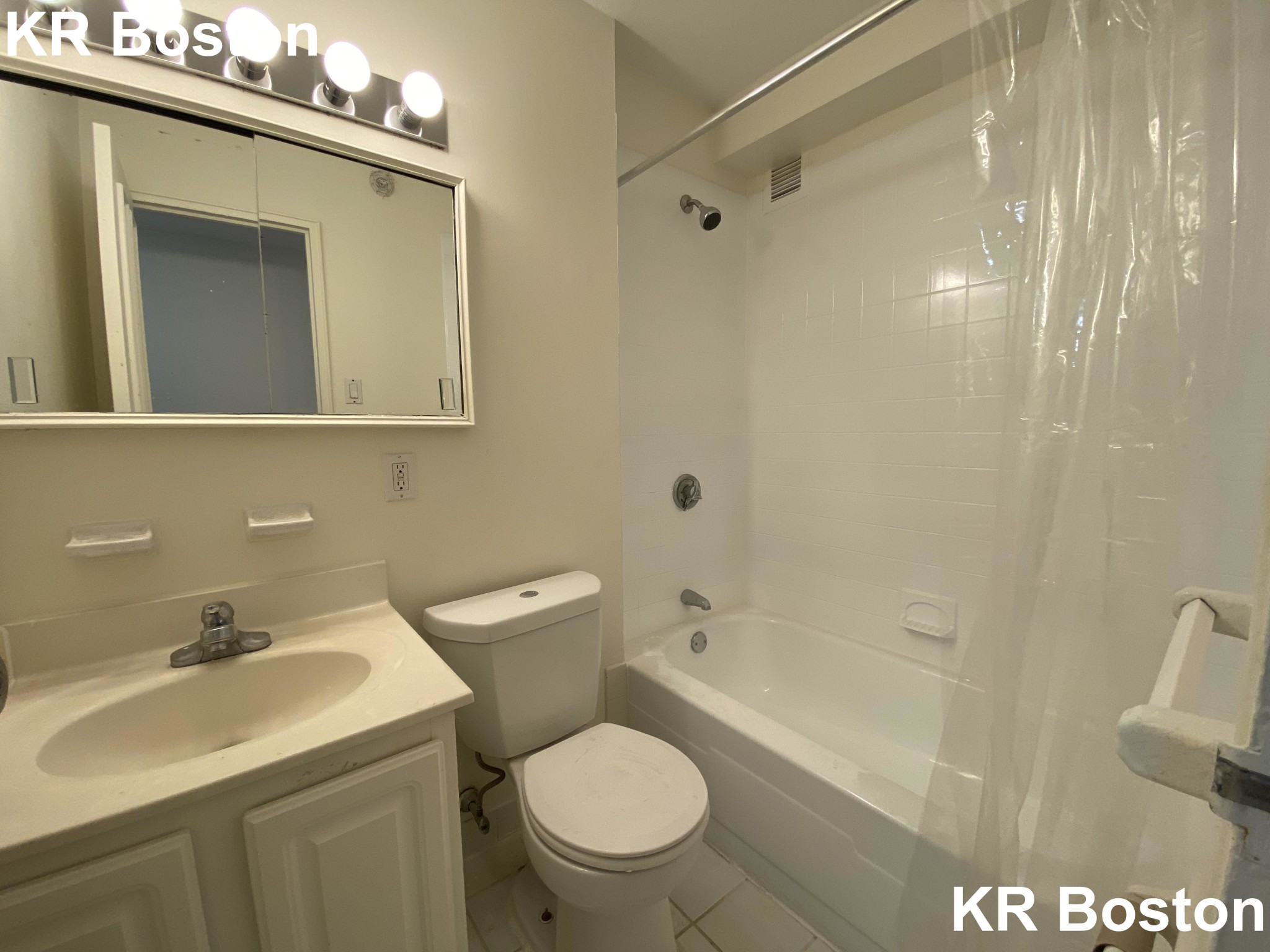 11 Manchester, Coolidge Corner