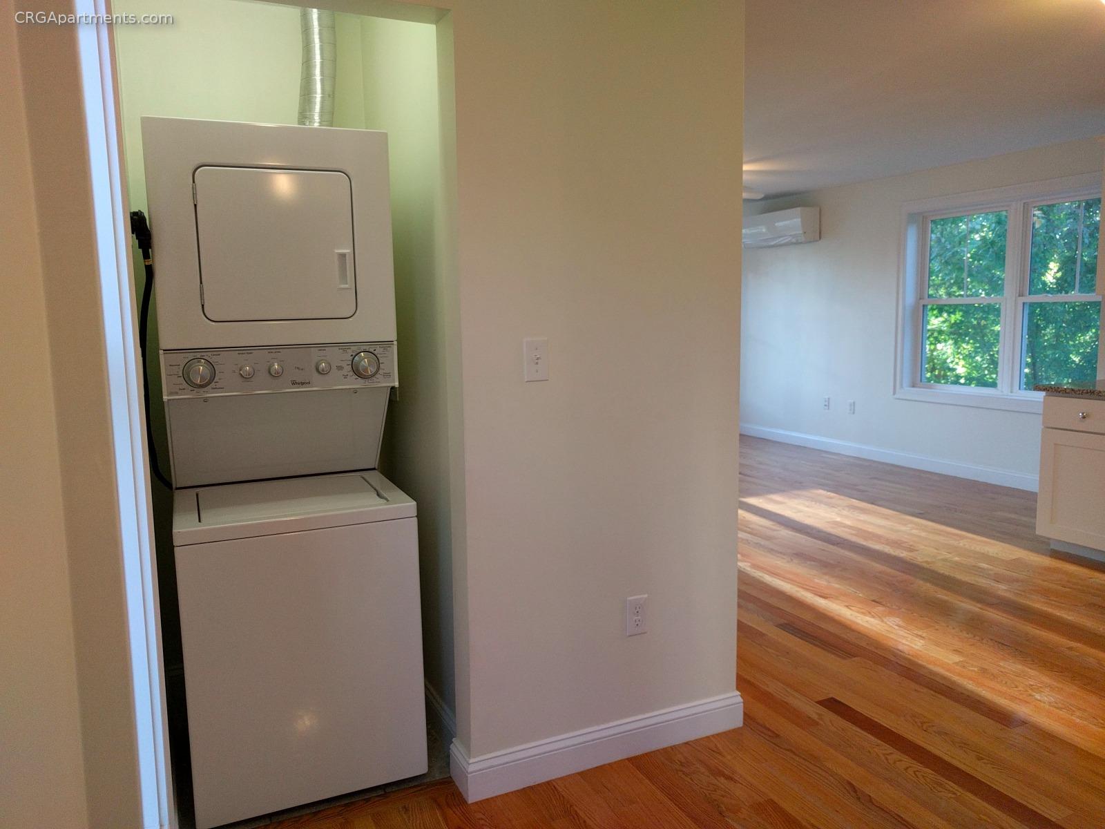 24 Beacon Pl, Ward Two