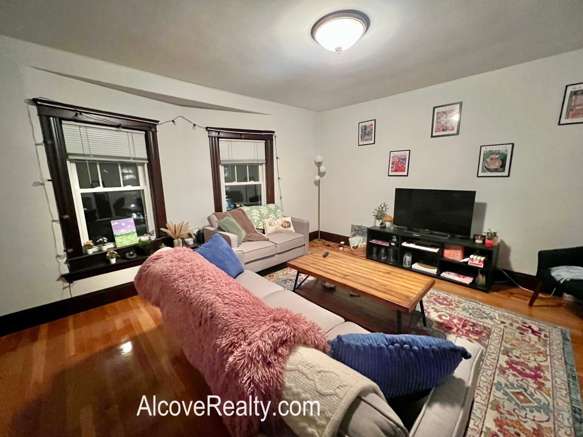 92 Powderhouse Blvd, Teele Square