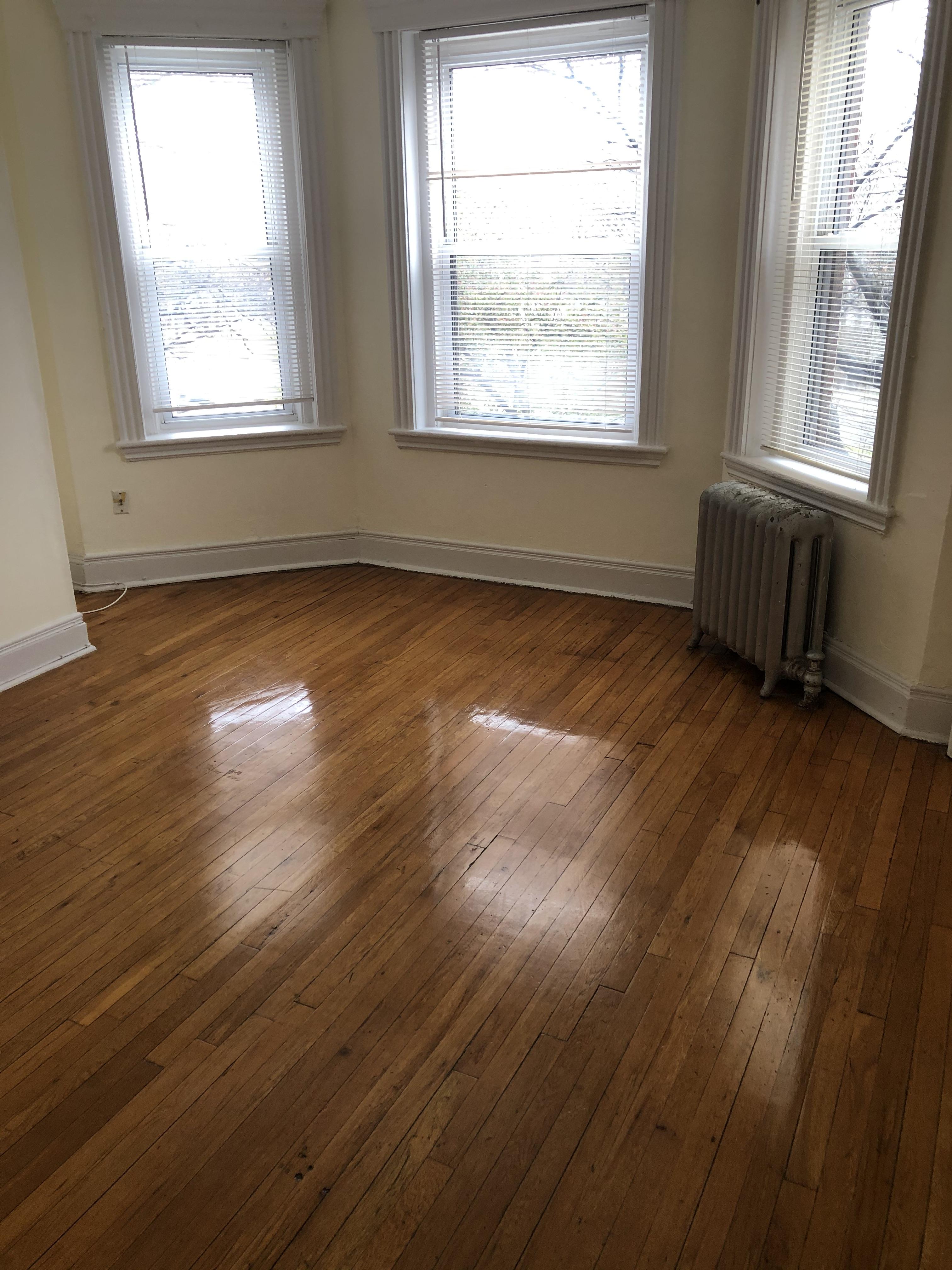 352 Riverway, Mission Hill