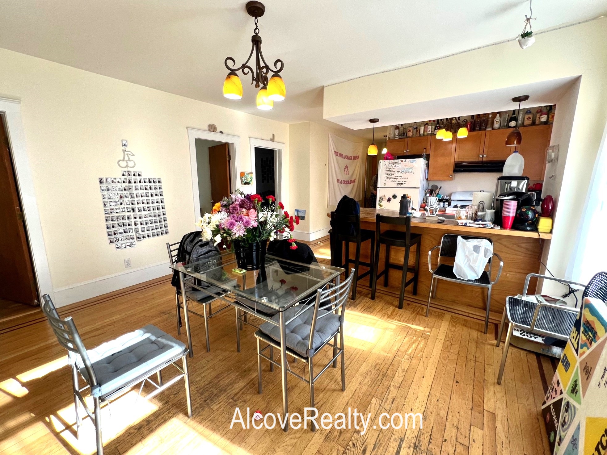 28 Cherry St, Davis Square