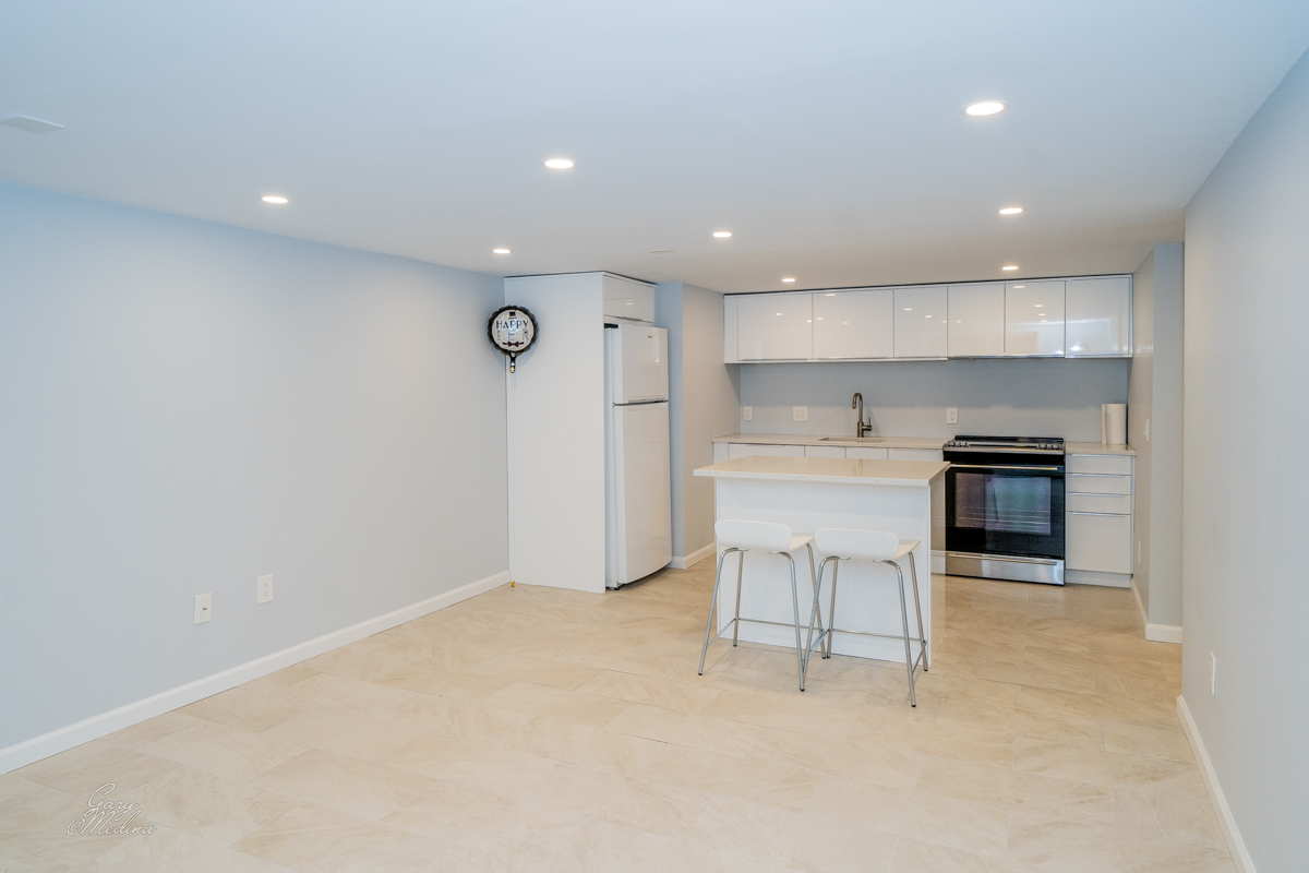 1548 Washington St, West Newton