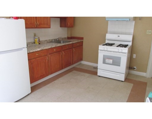 10 Leedsville St, Dorchester