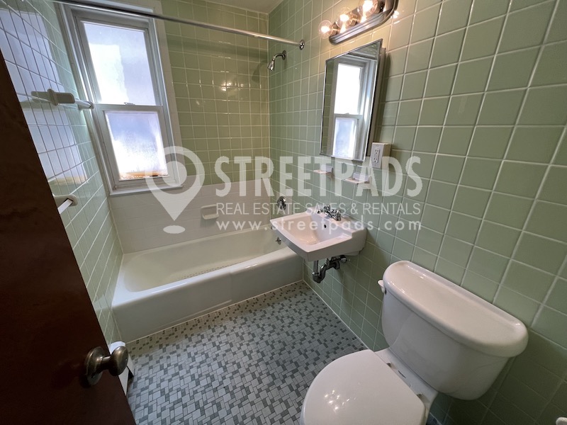 46 South Huntington Ave, Mission Hill