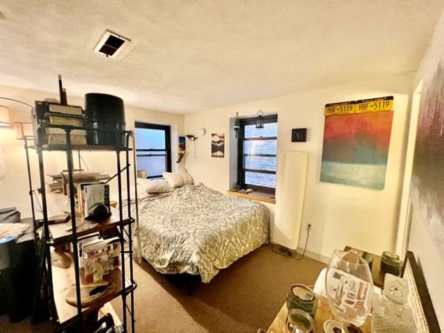 386 Commercial St, North End