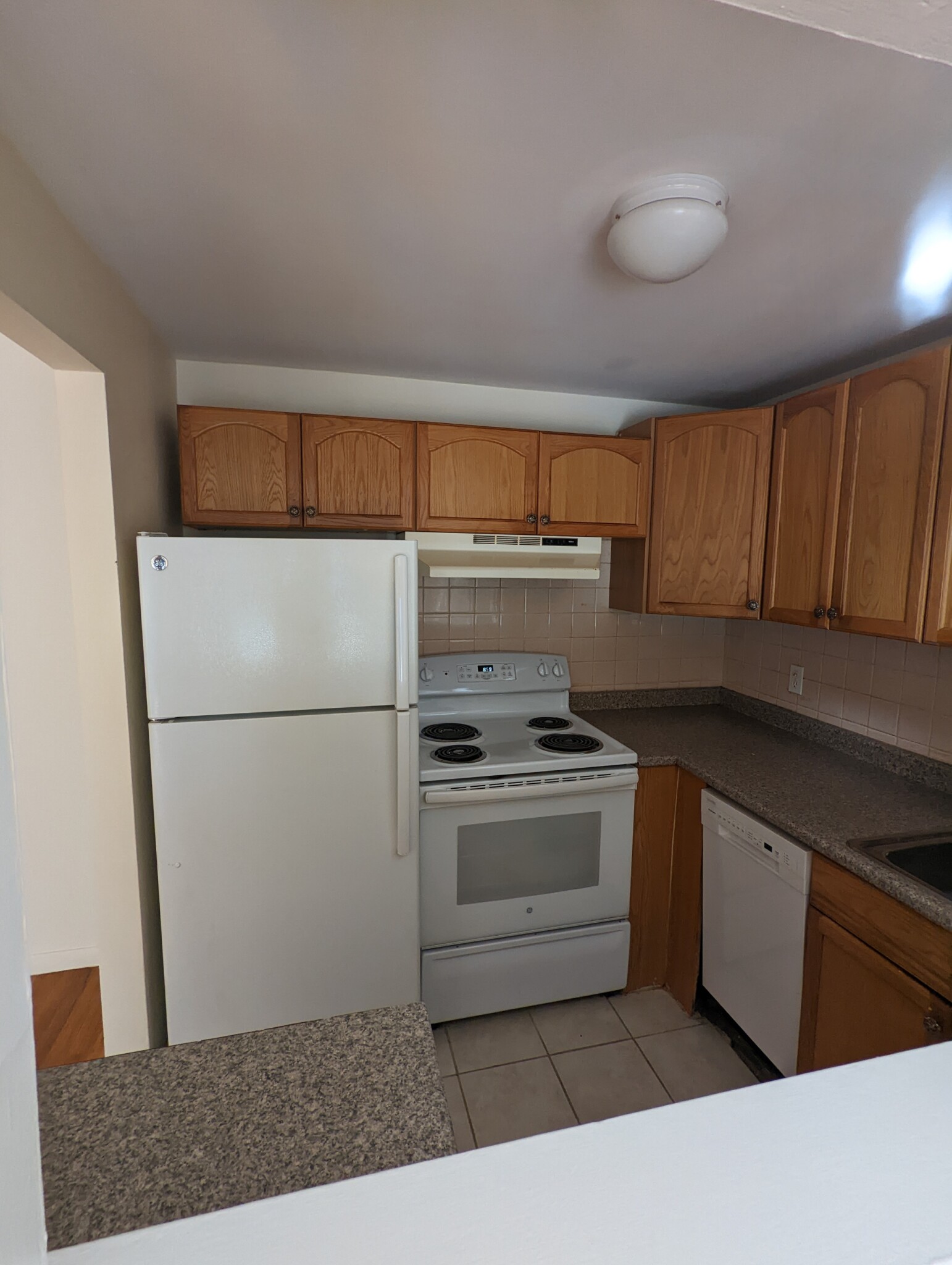 182 Central St, Stoneham