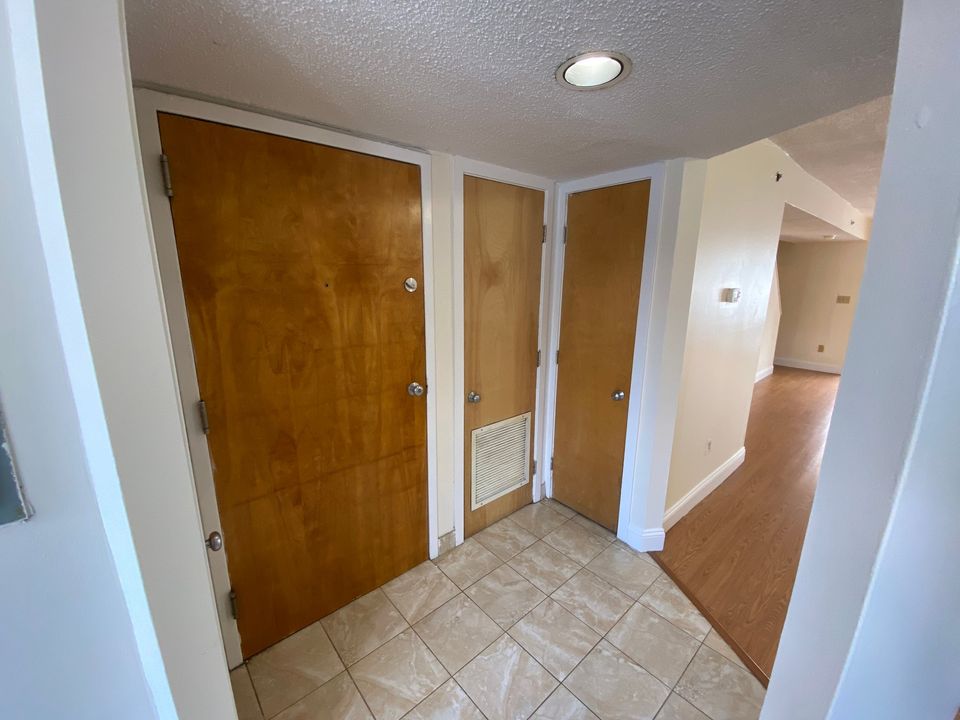 154 North Beacon St, Brighton