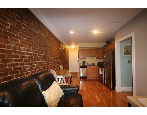 497 Beacon St, Back Bay