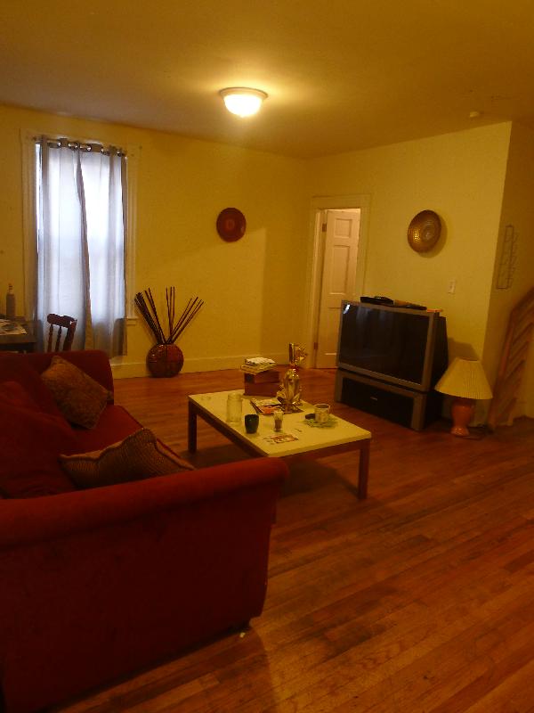 23 Pratt St, Allston