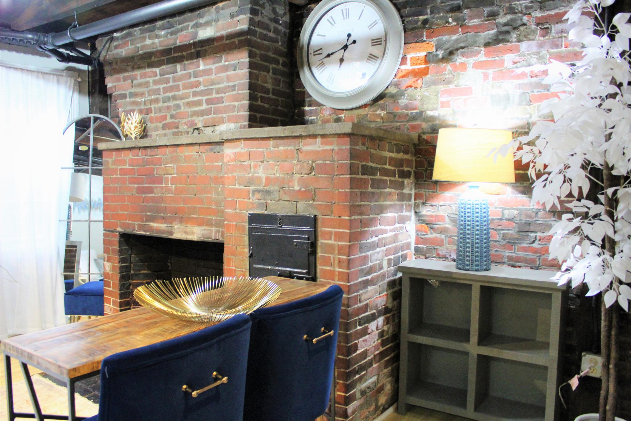 1 Champney Pl, Beacon Hill