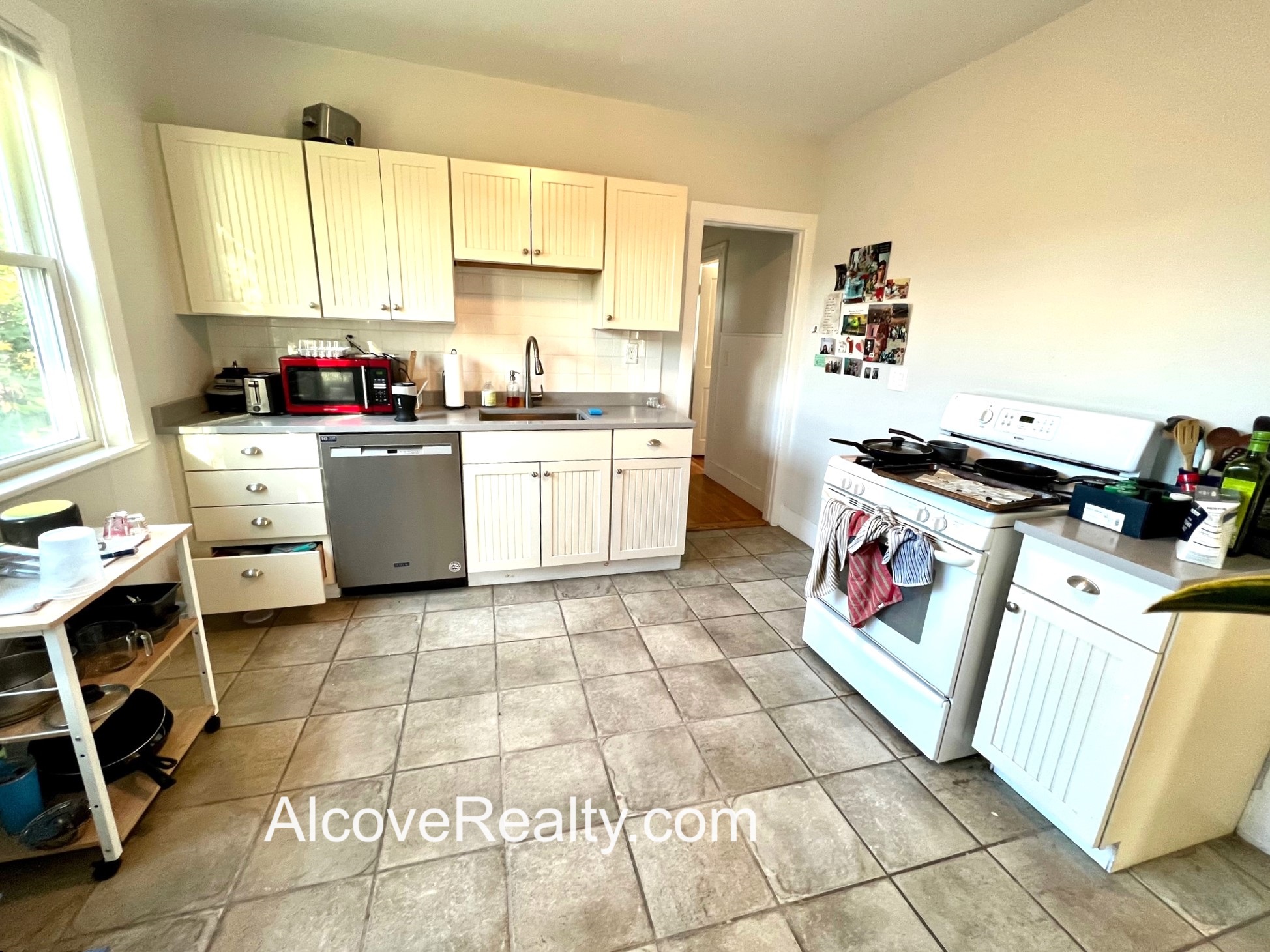 69 Davis Sq, Davis Square