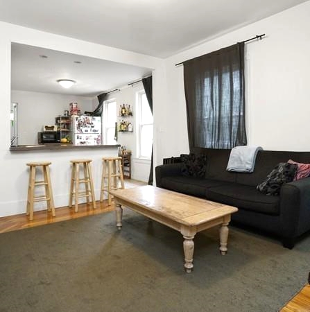 12 Cutter Ave, Davis Square