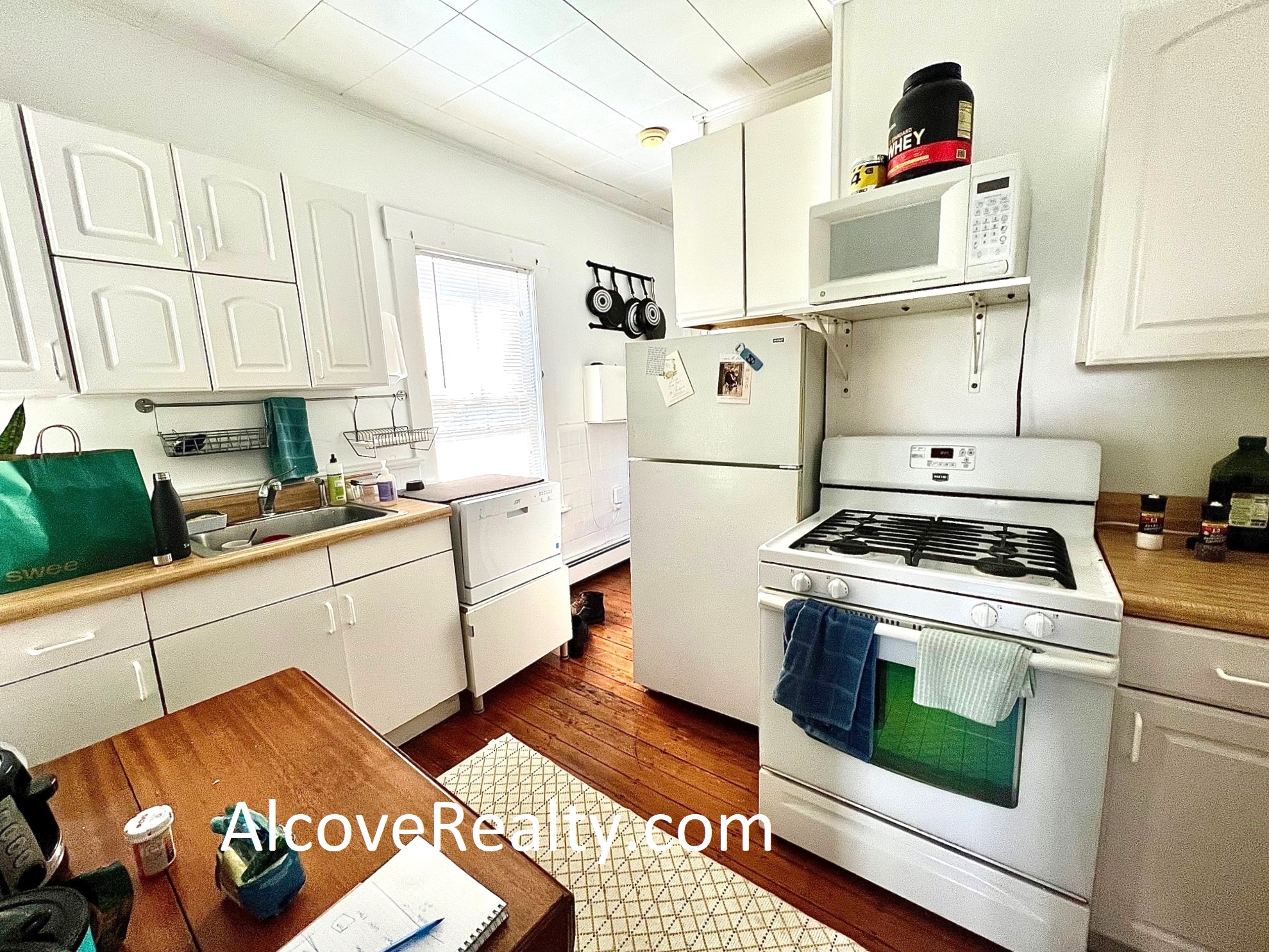 2 Walker Ct, Harvard Square