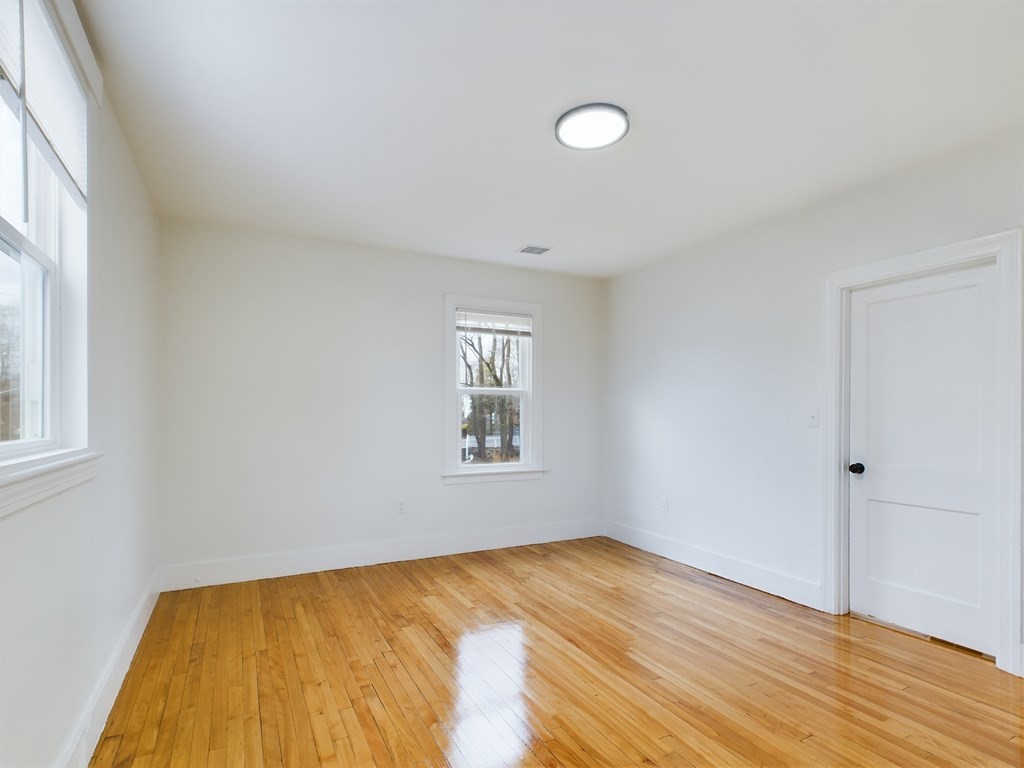 37 South St, Foxborough