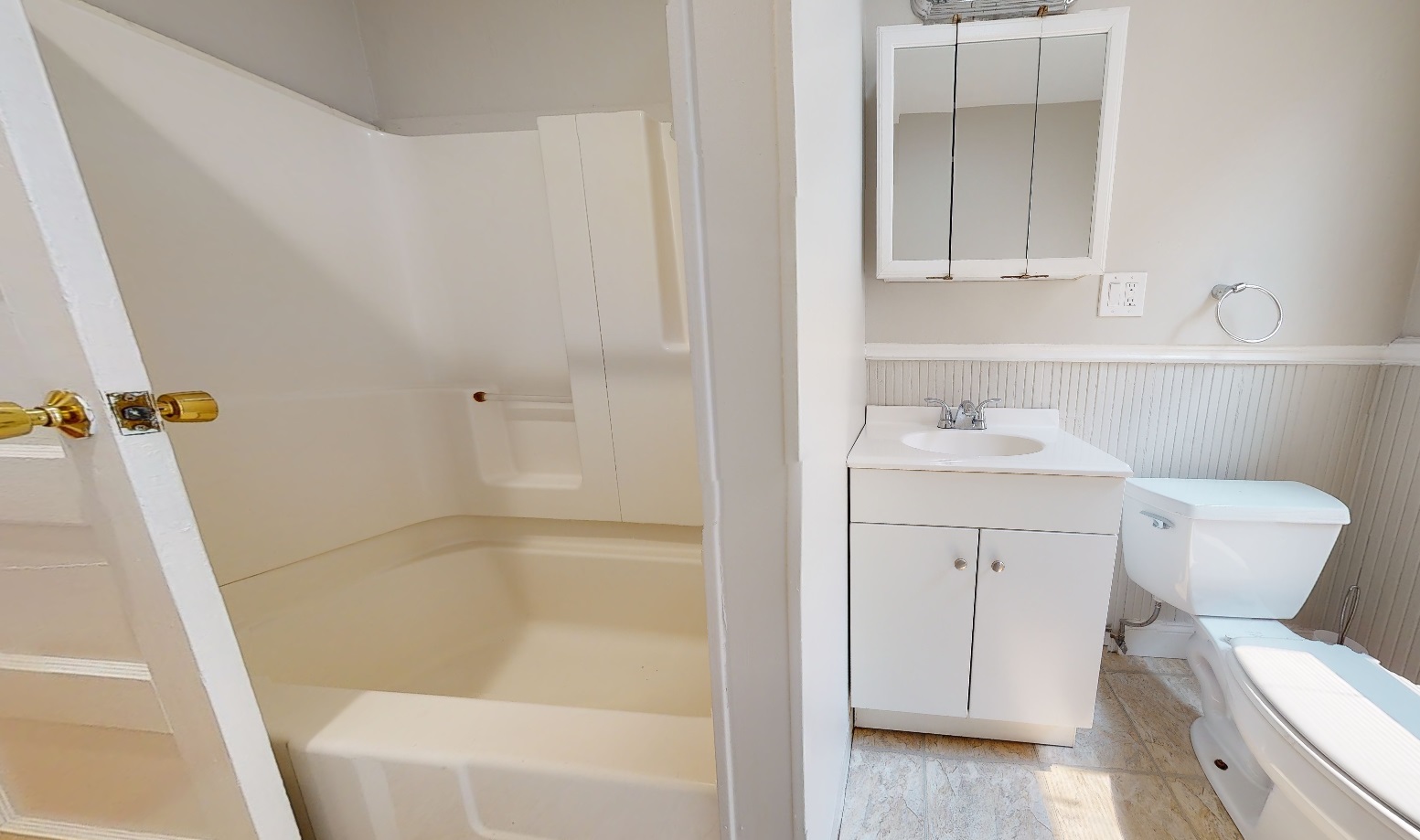 12 Pleasant St, Central Square