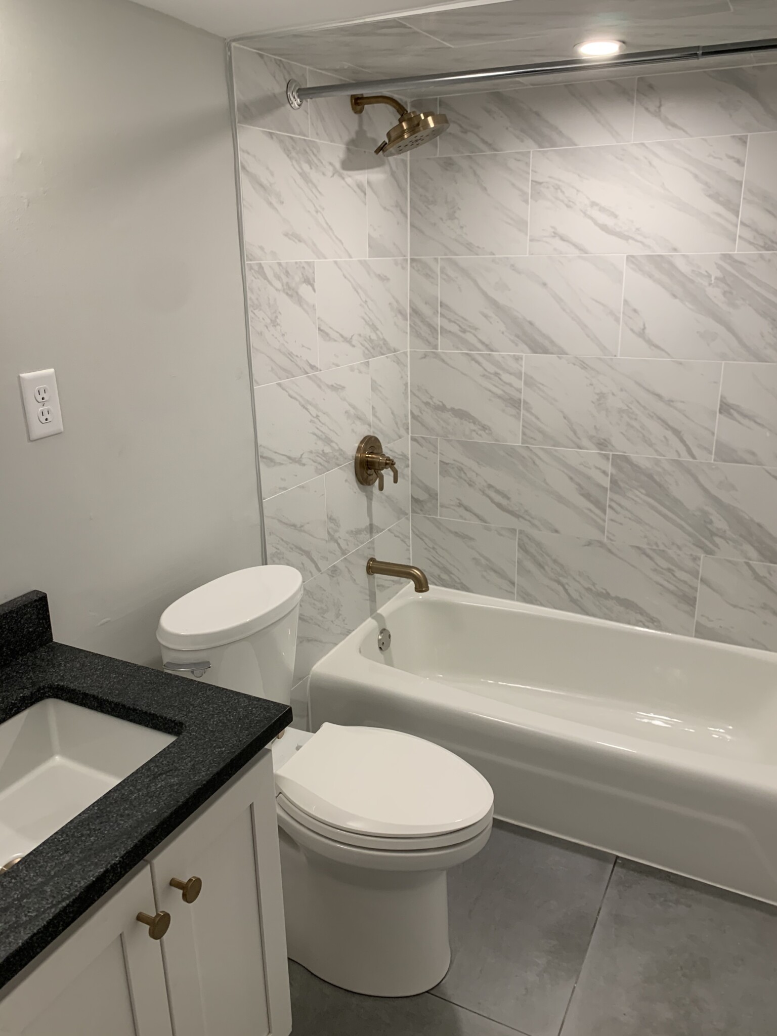 13 Knox St, Back Bay