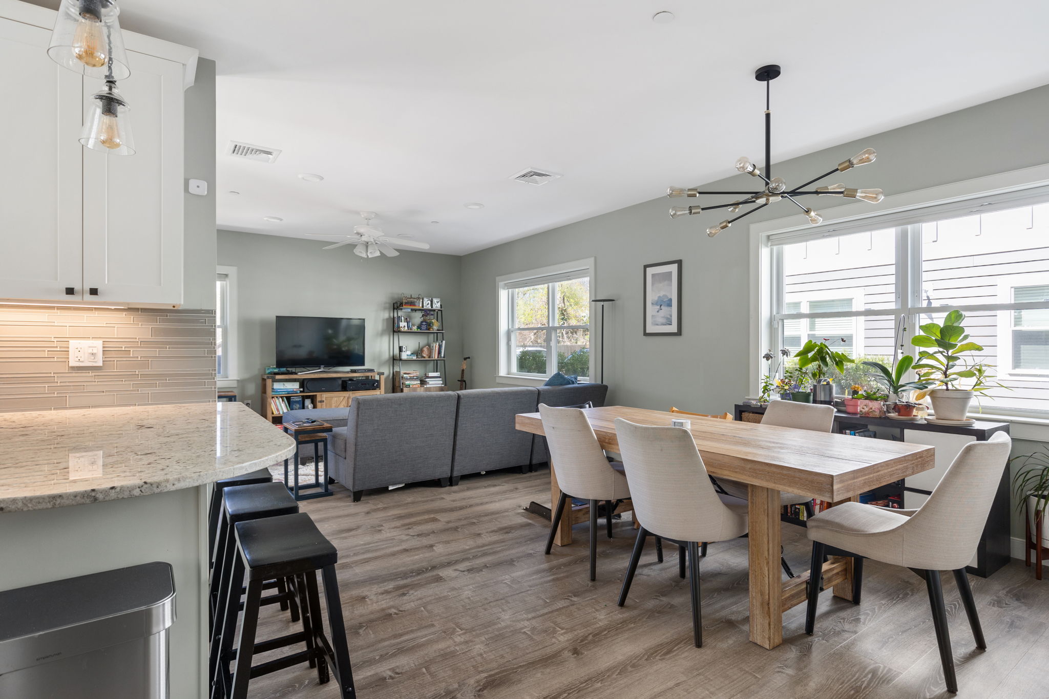 89 Brookley Rd, Jamaica Plain