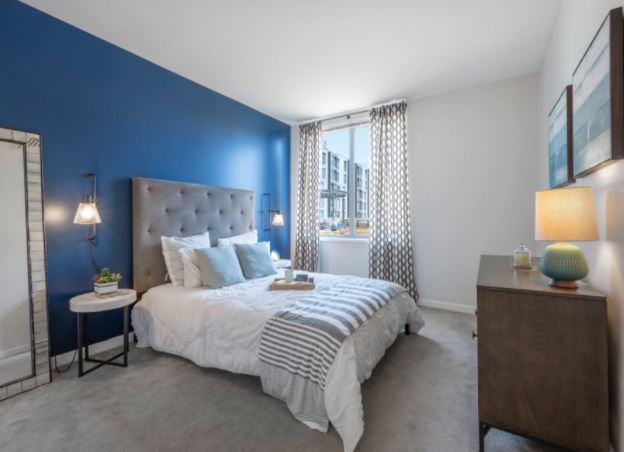 411 D St, South Boston