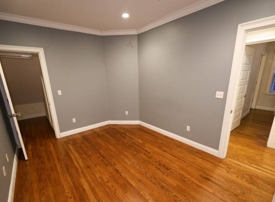 1803 Beacon St, Brookline