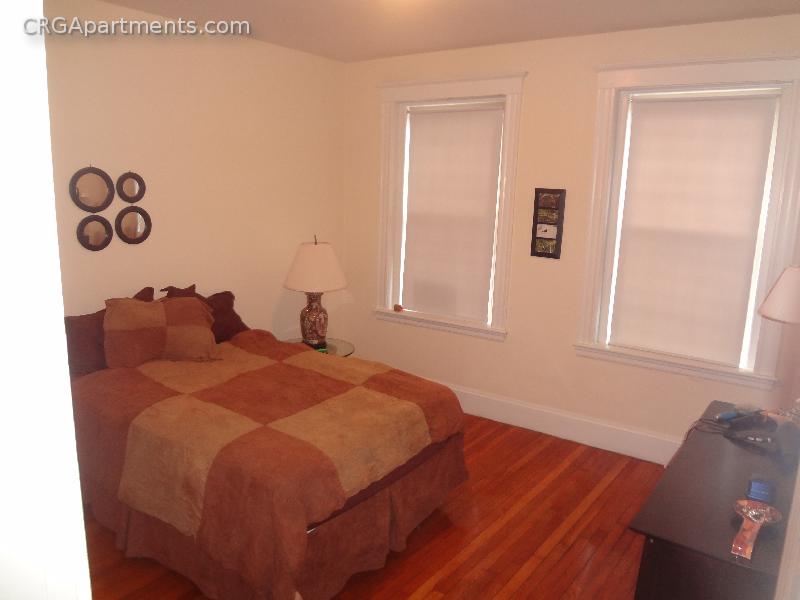 1622 Massachusetts Ave, Neighborhood Nine