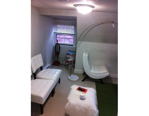 59 Surrey St, Brighton