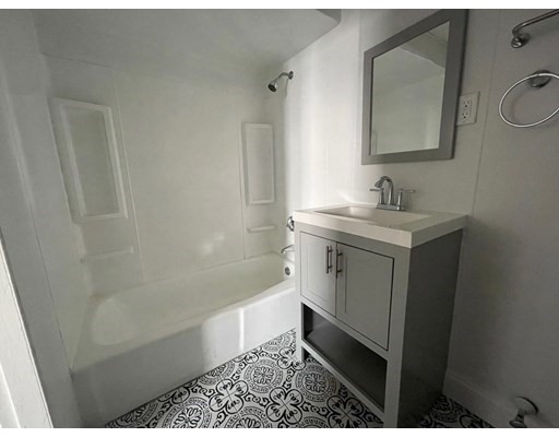 1020 Bennington St, East Boston