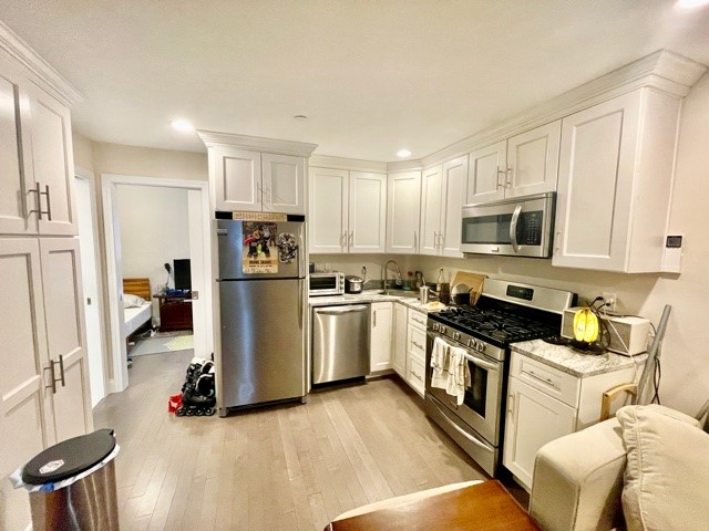 3 Stillman Pl, North End