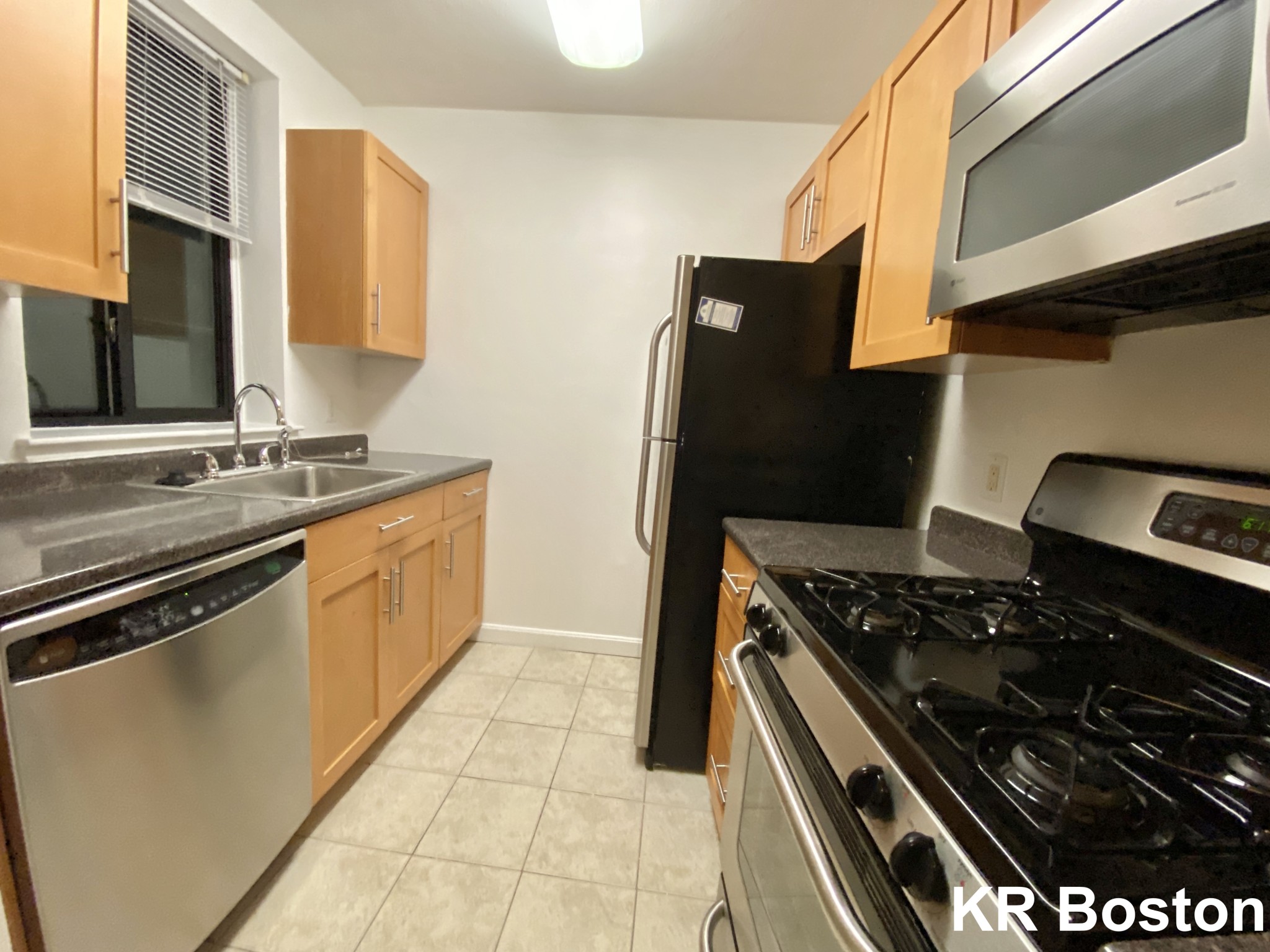 137 Mount Auburn, Harvard Square