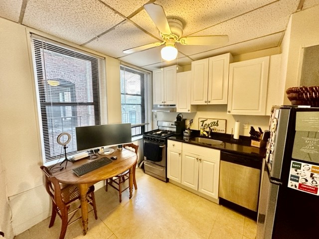 13 Charter St, North End