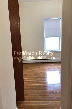 172 North Beacon St, Brighton