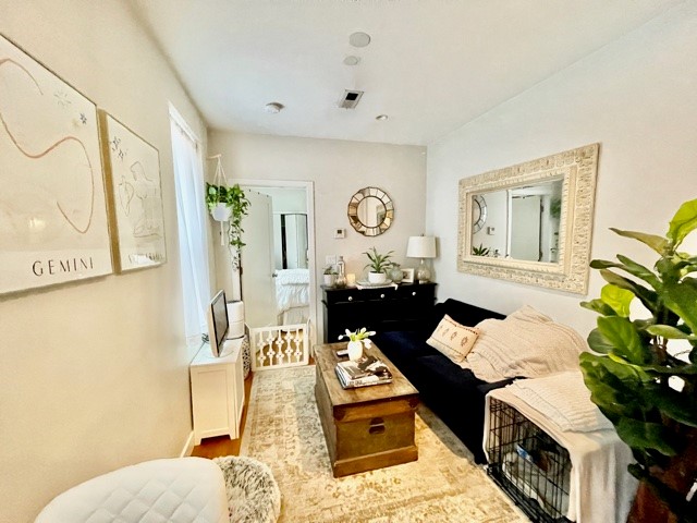 419 Hanover St, North End