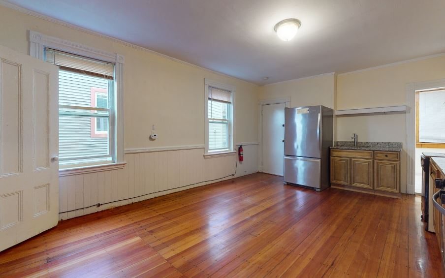 192 Hillside St, Jamaica Plain