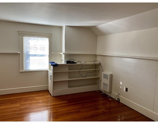 48 Windermere Rd, Newton