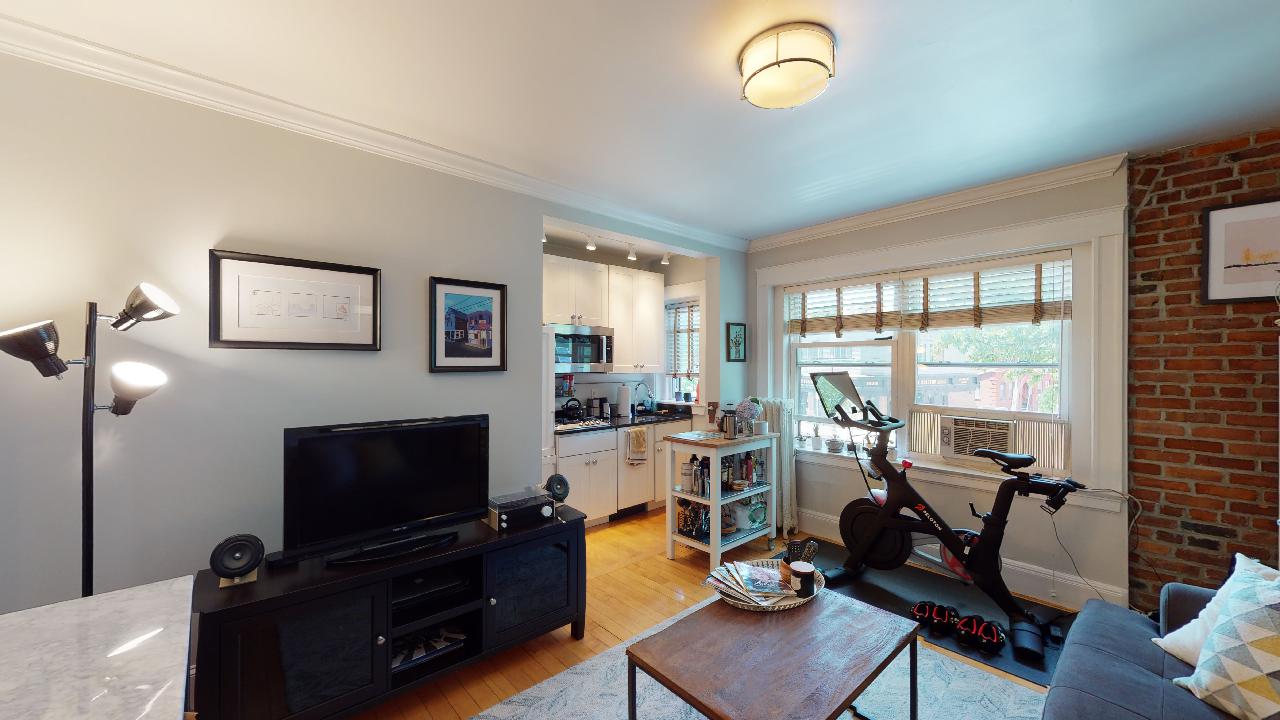 1925 Massachusetts Ave, Porter Square