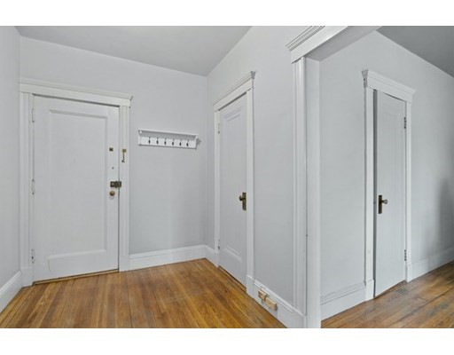 1697 1699 Cambridge St, Harvard Square