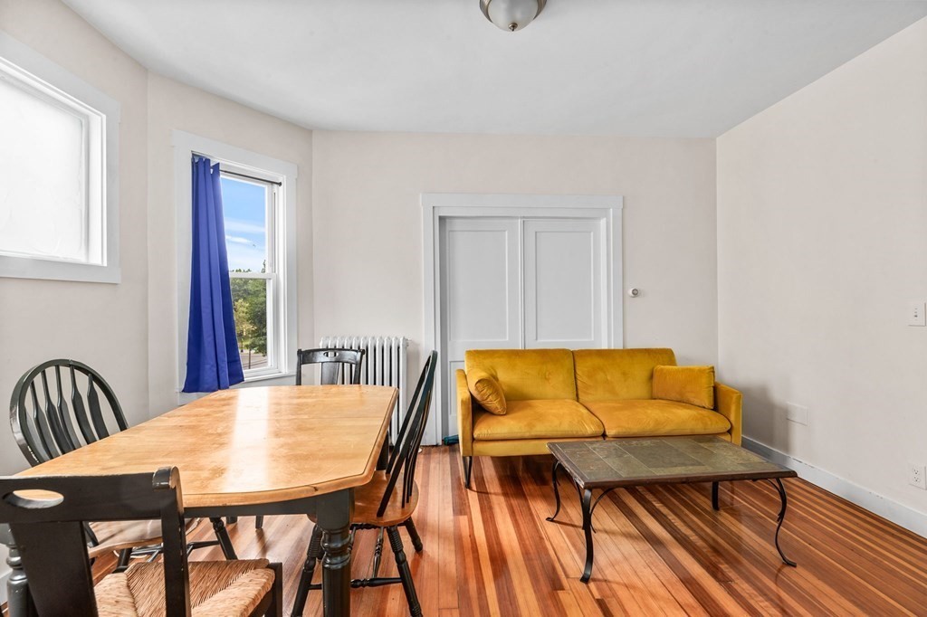 3 Harold Park, Roxbury