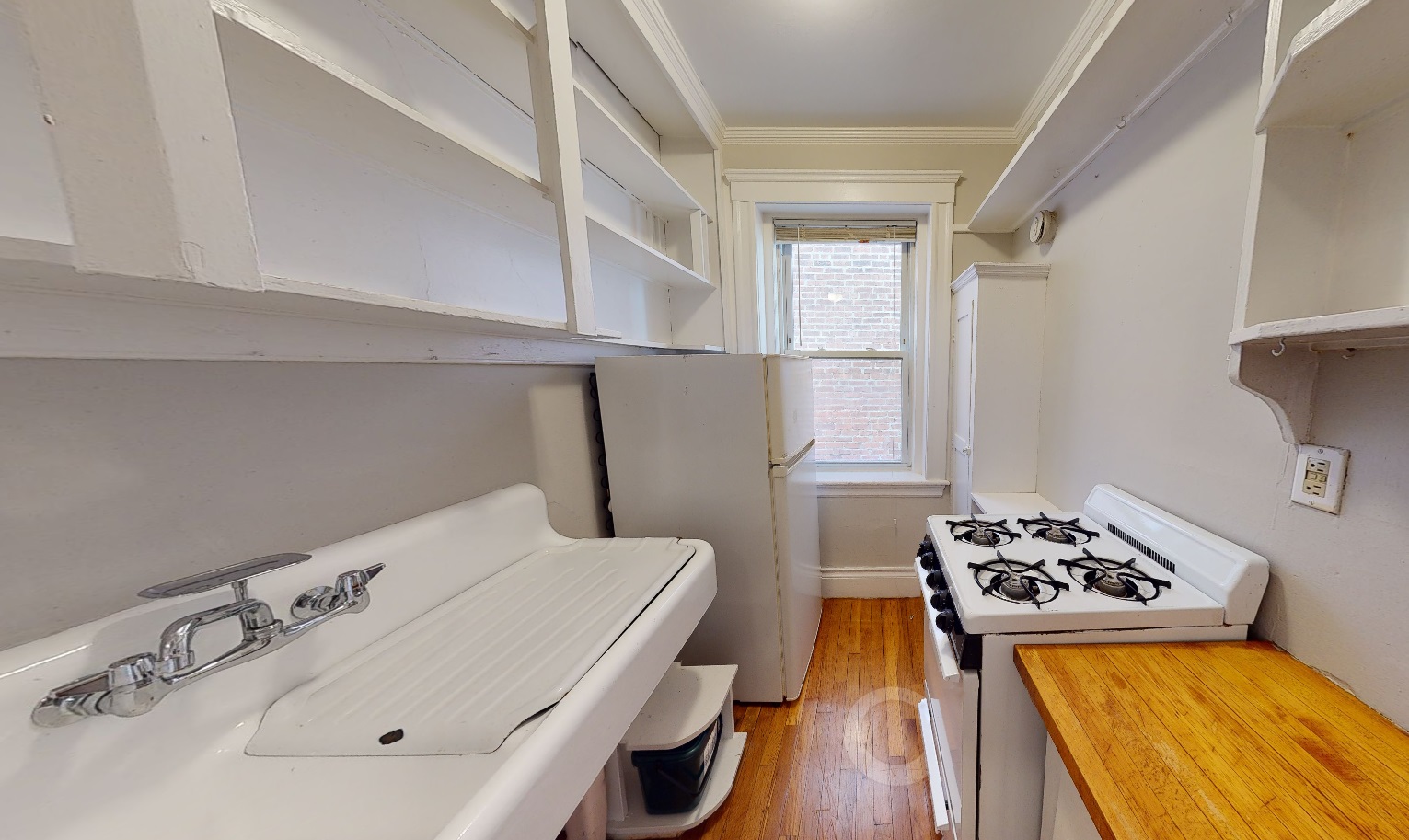 11 Gray St, Porter Square