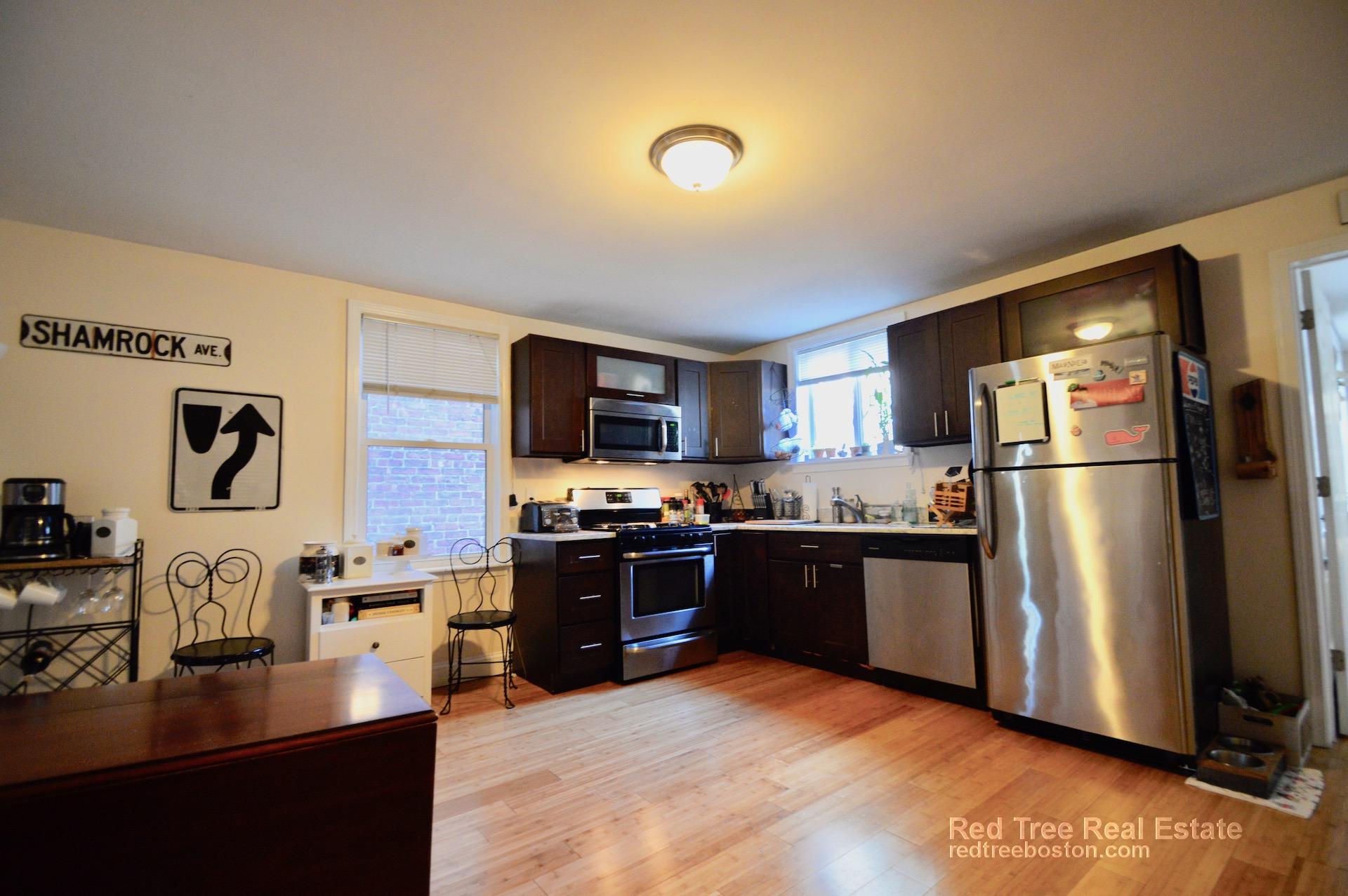 15 Havre St, East Boston