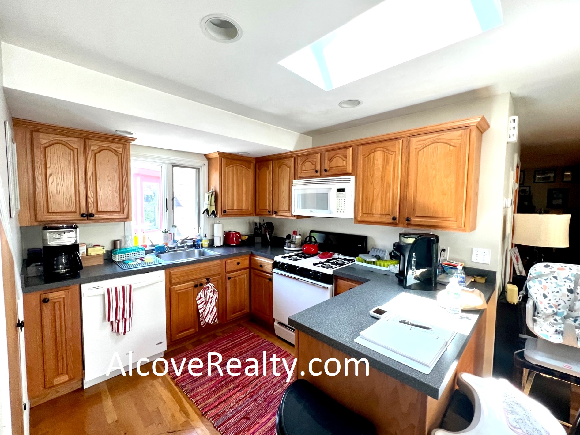 24 Burnham St, Davis Square