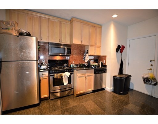 1689 Beacon St, Beaconsfield