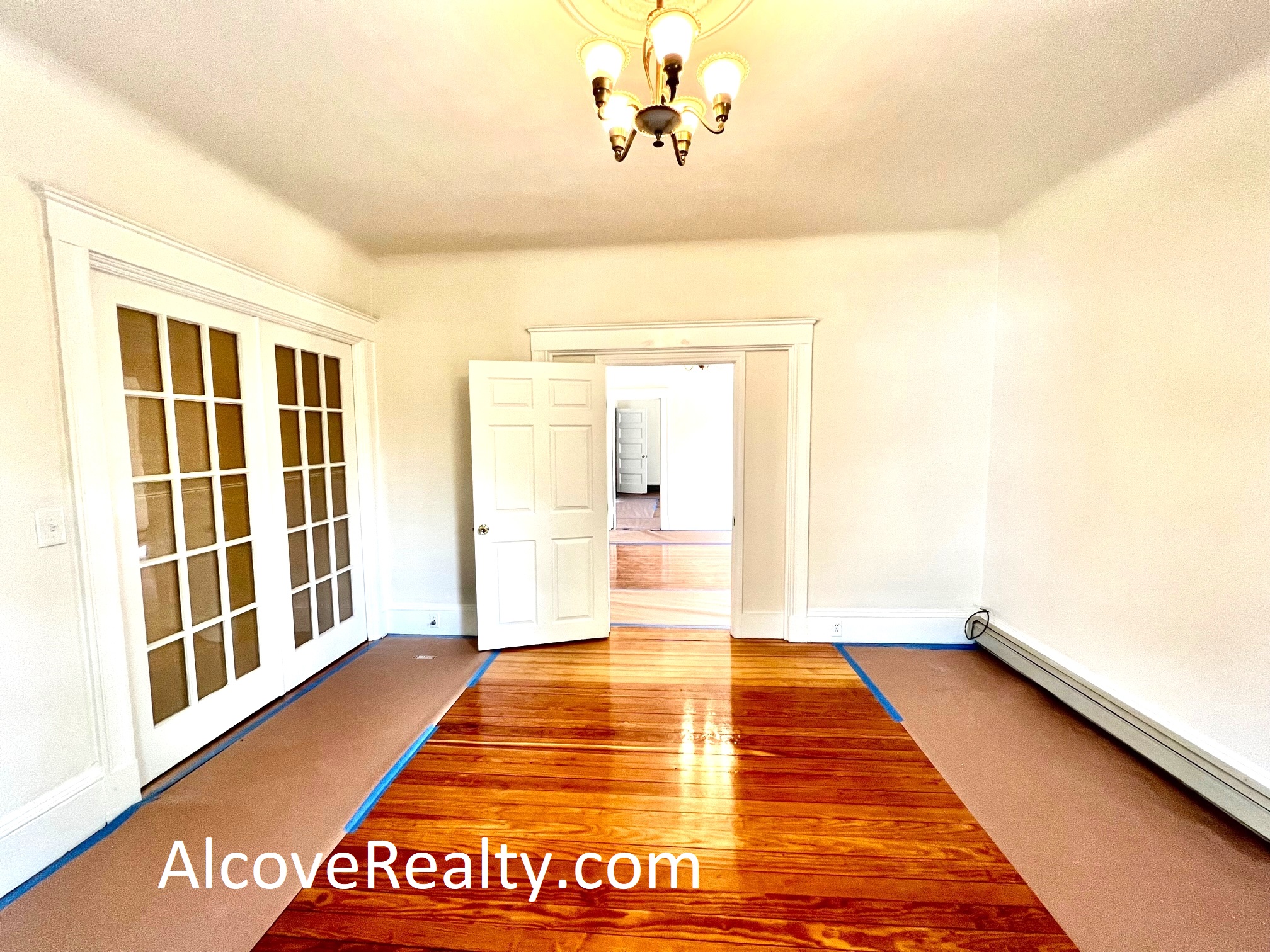 147 Willow Ave, Davis Square