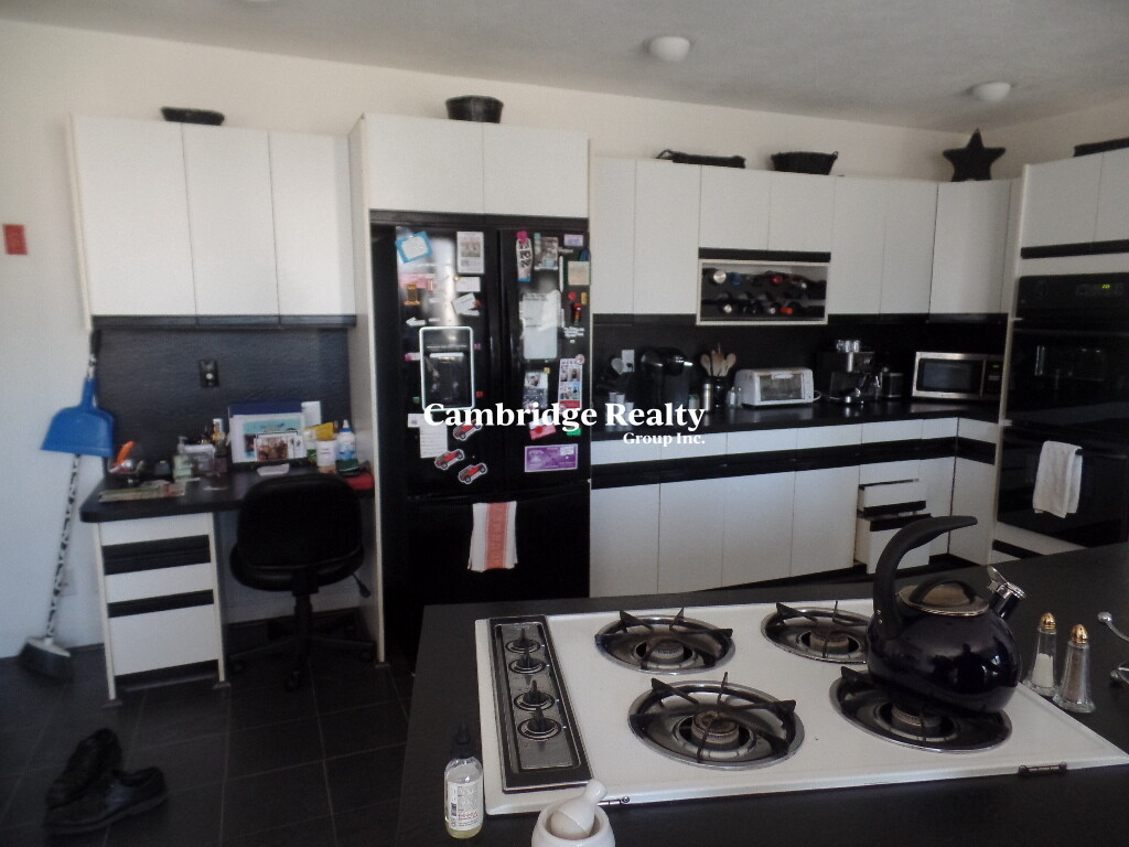 32 Winchester St, South Medford