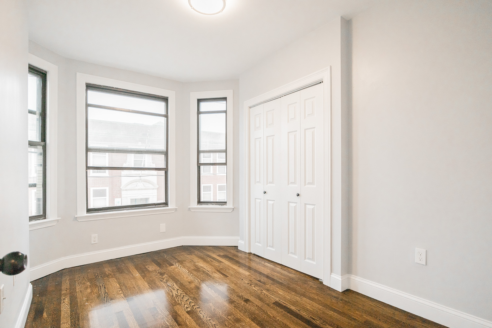 344 Saratoga St, East Boston