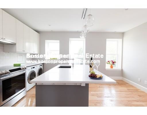 30 Montebello Rd, Jamaica Plain