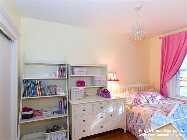 30 Summit Ave, Coolidge Corner