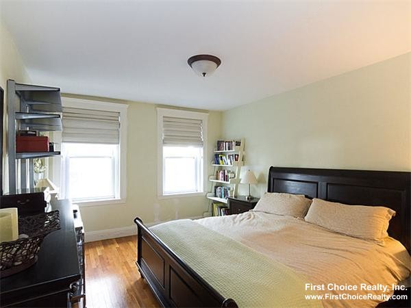 30 Summit Ave, Coolidge Corner