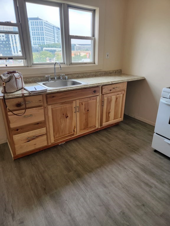 16 Vermont Ave, West Somerville