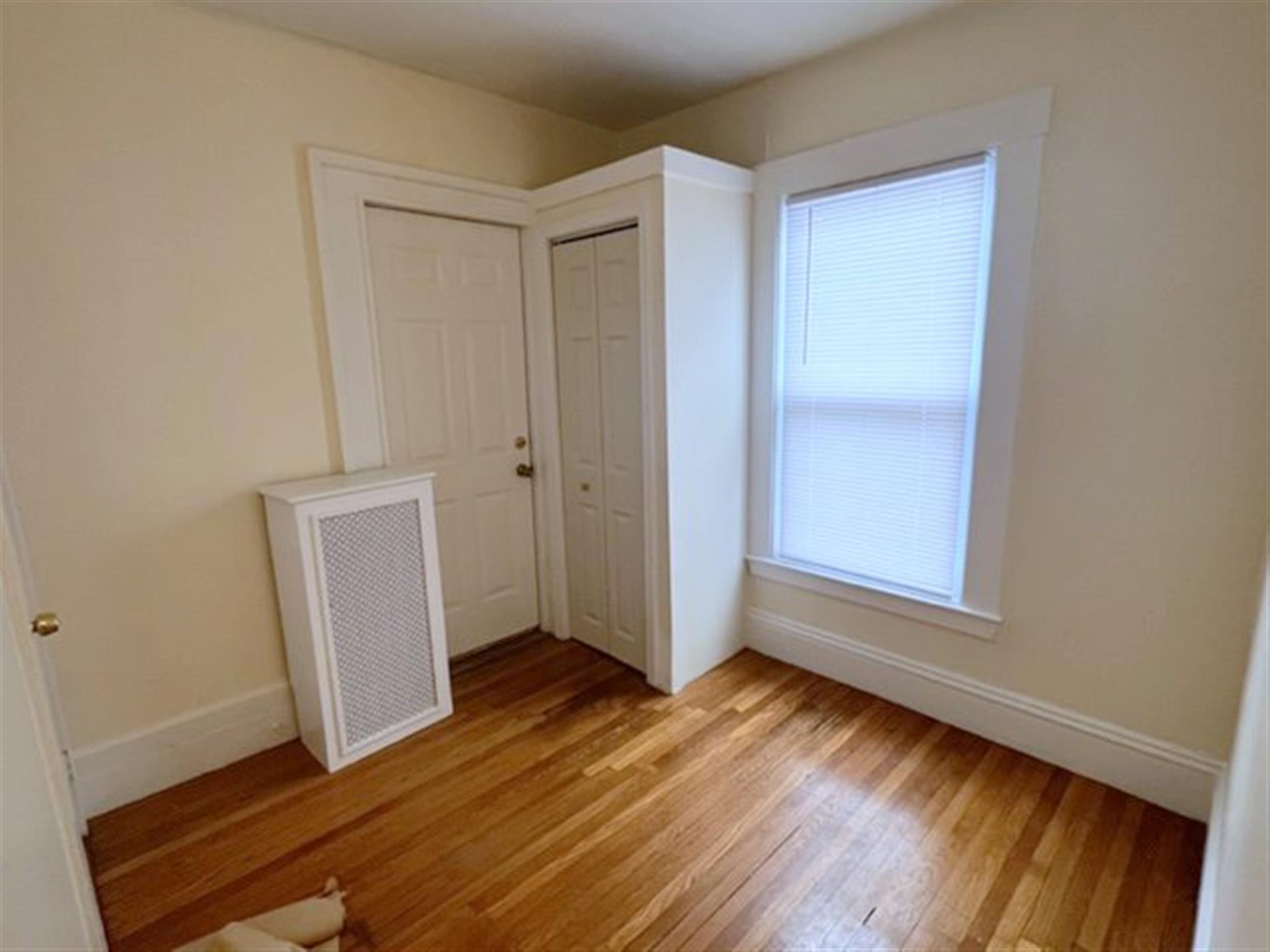 543 Broadway, Magoun Square