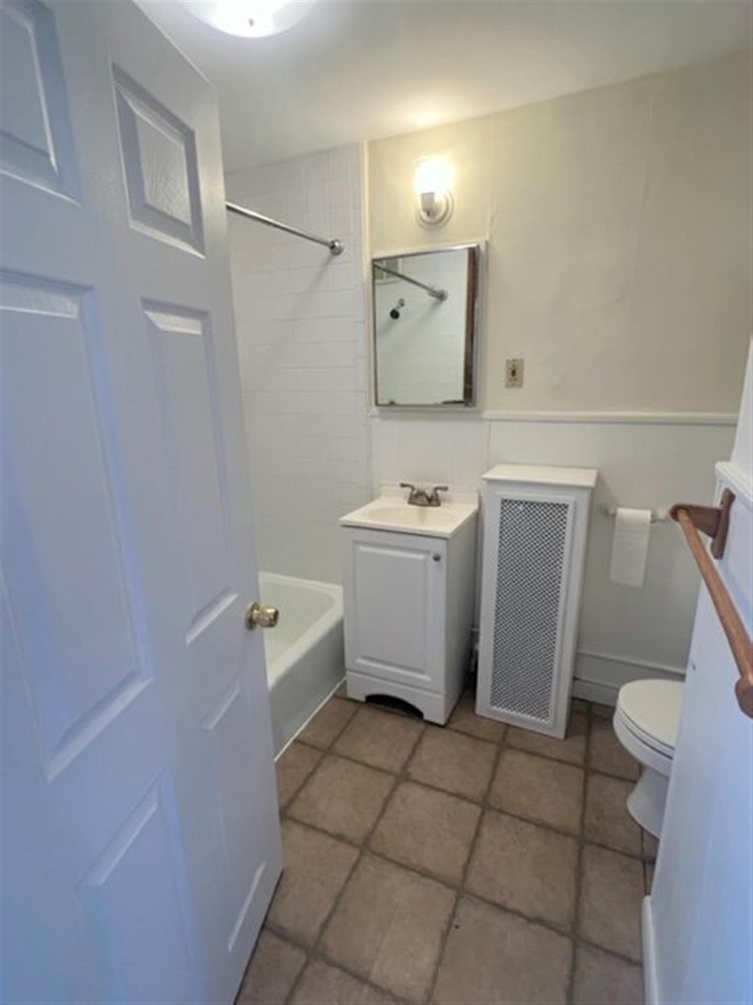 543 Broadway, Magoun Square