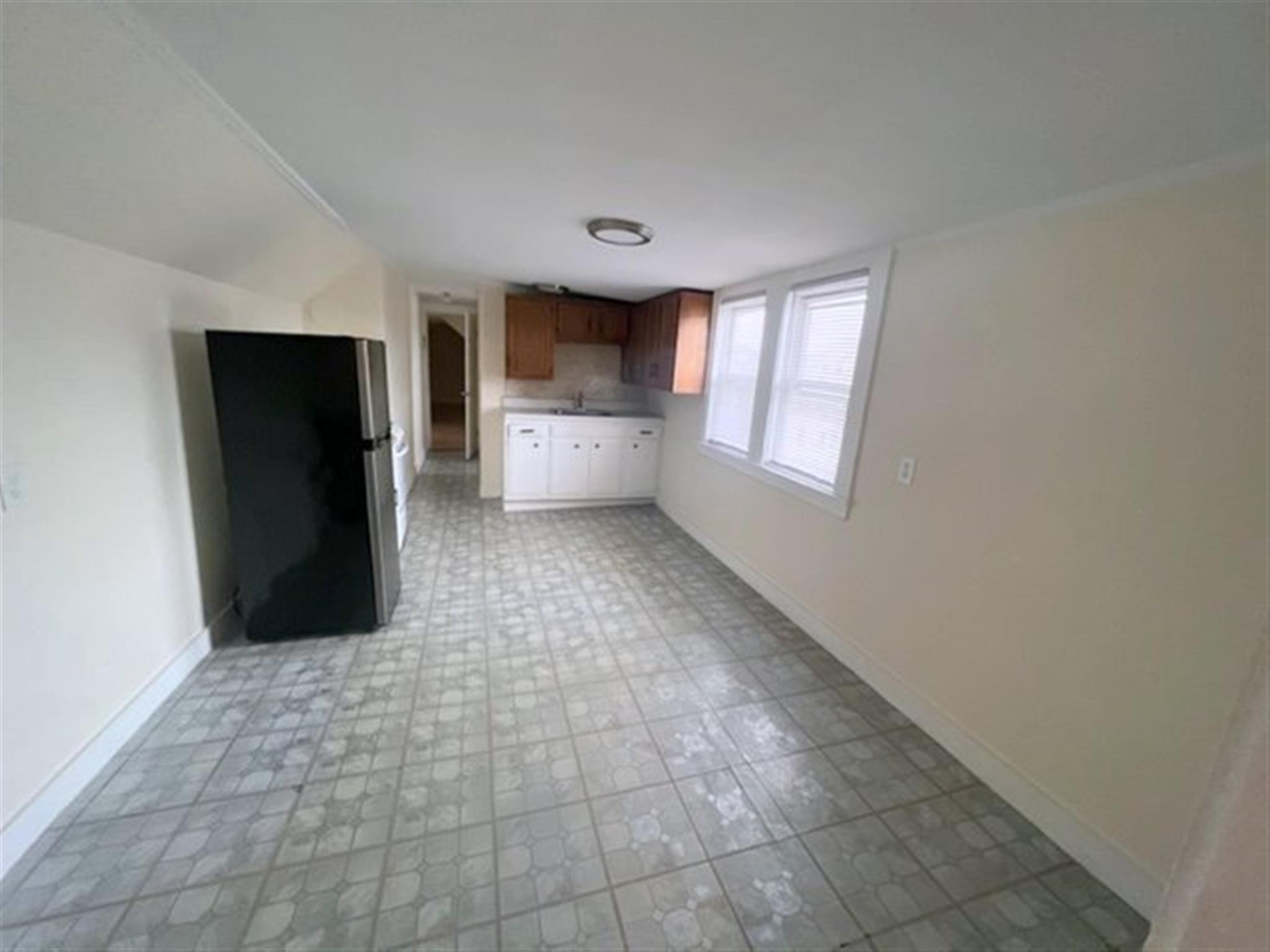 543 Broadway, Magoun Square